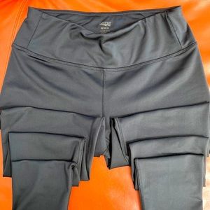 Copperfit black leggings